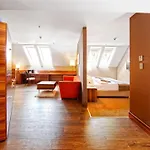 By Ihg Hotel