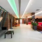 Hotel By Ihg