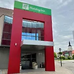 By Ihg