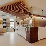 호텔 By Ihg 4*