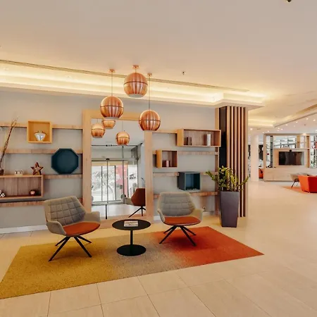 Hotel By Ihg