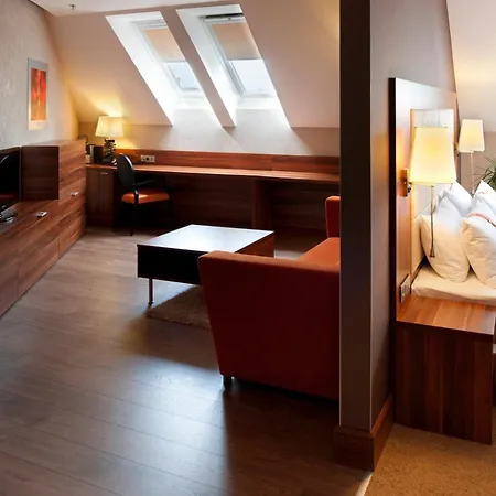 Hotel By Ihg