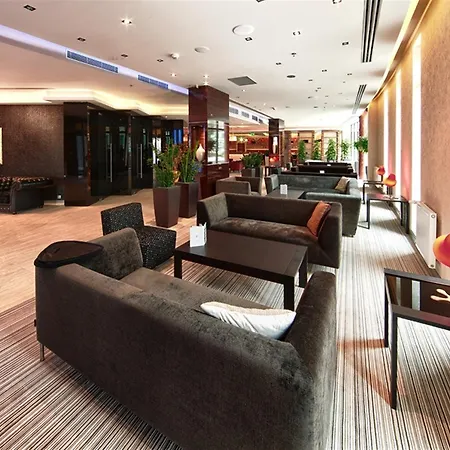 Hotel By Ihg