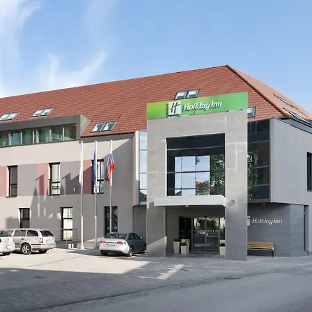 Отель By Ihg Трнава