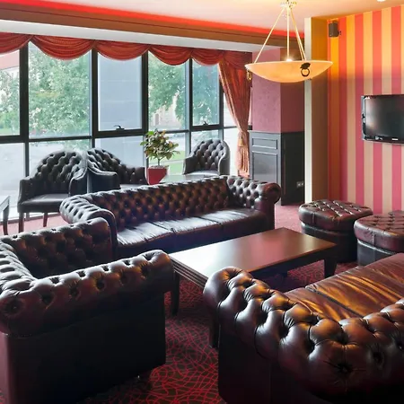 فندق By Ihg ترنافا