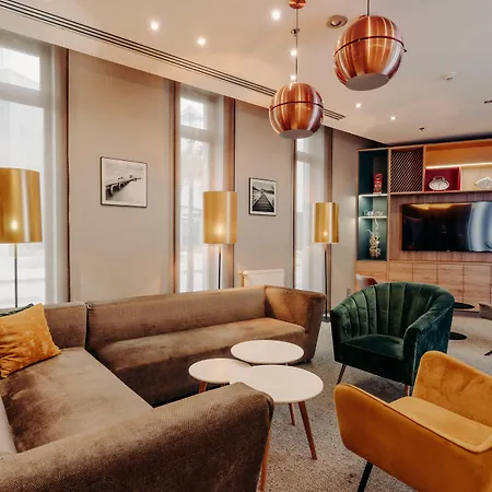 Ξενοδοχείο By Ihg Τρνάβα